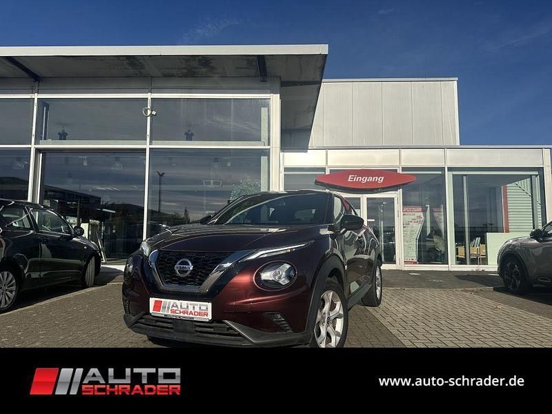 Rot Gebraucht 2021 Nissan Juke N-Connecta SUV | 14.980 € (Guter Preis) - Bild 1/4