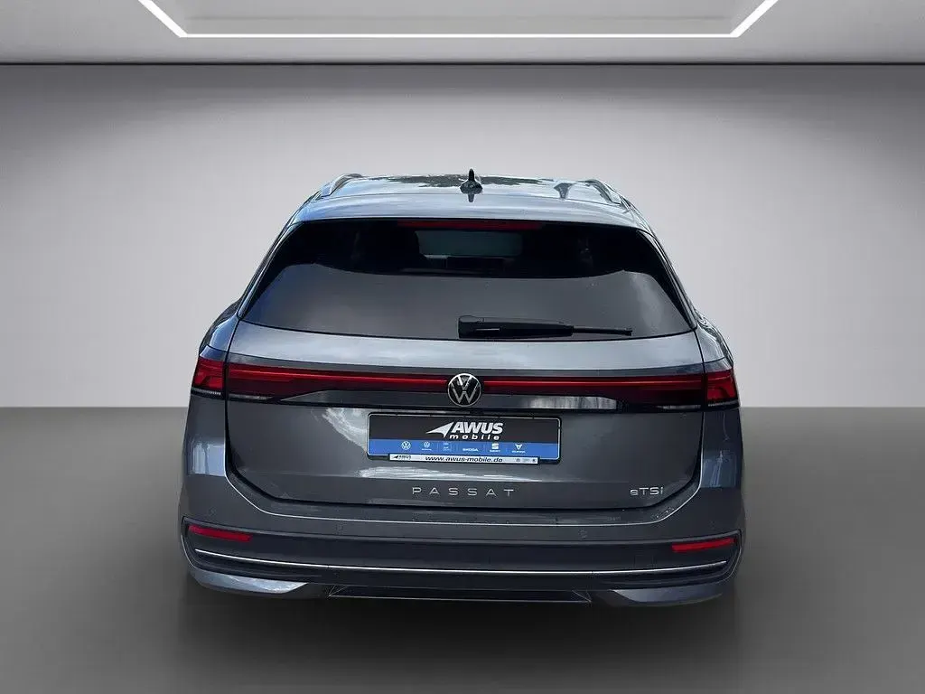 Gebraucht VW Passat Business 150 PS (110 kW) 2025 Grau / diabasgrau (metallic) Kombi