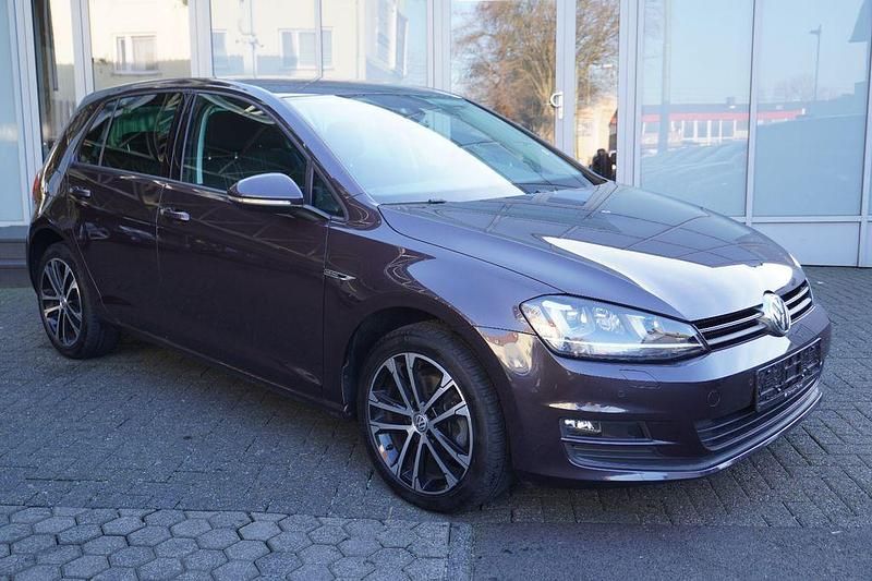 Gebraucht VW Golf VII LOUNGE 150 PS (110 kW) 2015 Grau Limousine