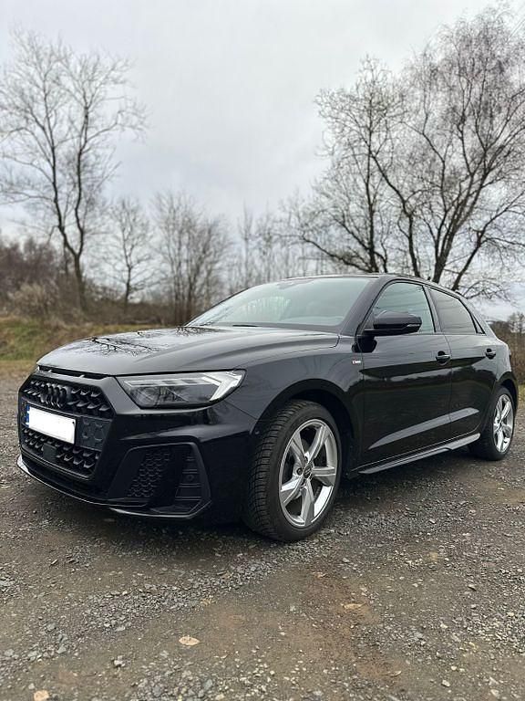 Schwarz Gebraucht 2019 Audi A1 Sportback S-Line Kleinwagen | 22.600 € (Fairer Preis) - Bild 1/4