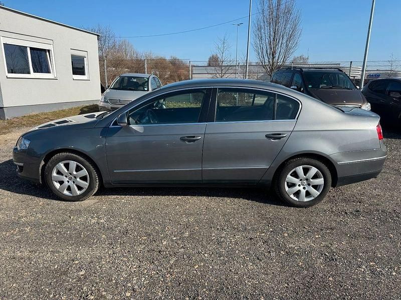 Gebraucht VW Passat Highline 200 PS (147 kW) 2007 Grau Limousine