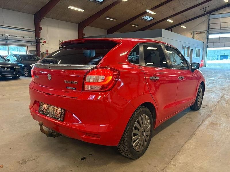 Gebraucht Suzuki Baleno Exclusive 90 PS (66 kW) 2018 Rot Kleinwagen