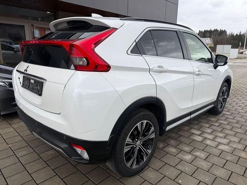 Gebraucht Mitsubishi Eclipse Cross Edition 163 PS (119 kW) 2018 Weiß SUV