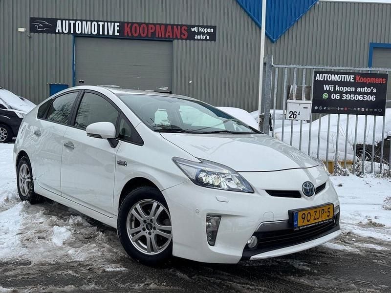 Gebraucht Toyota Prius 99 PS (72 kW) 2012 Weiß Limousine