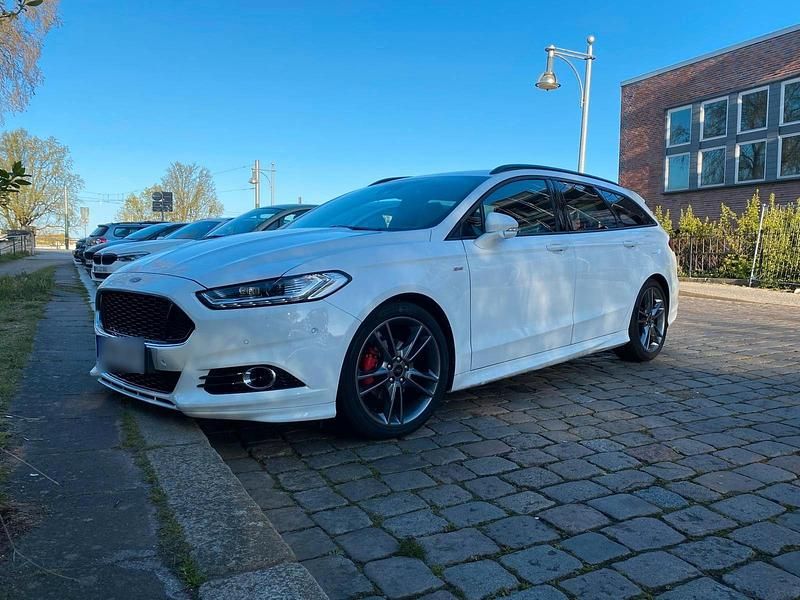 Gebraucht Ford Mondeo ST-Line 165 PS (121 kW) 2018 Weiß Kombi