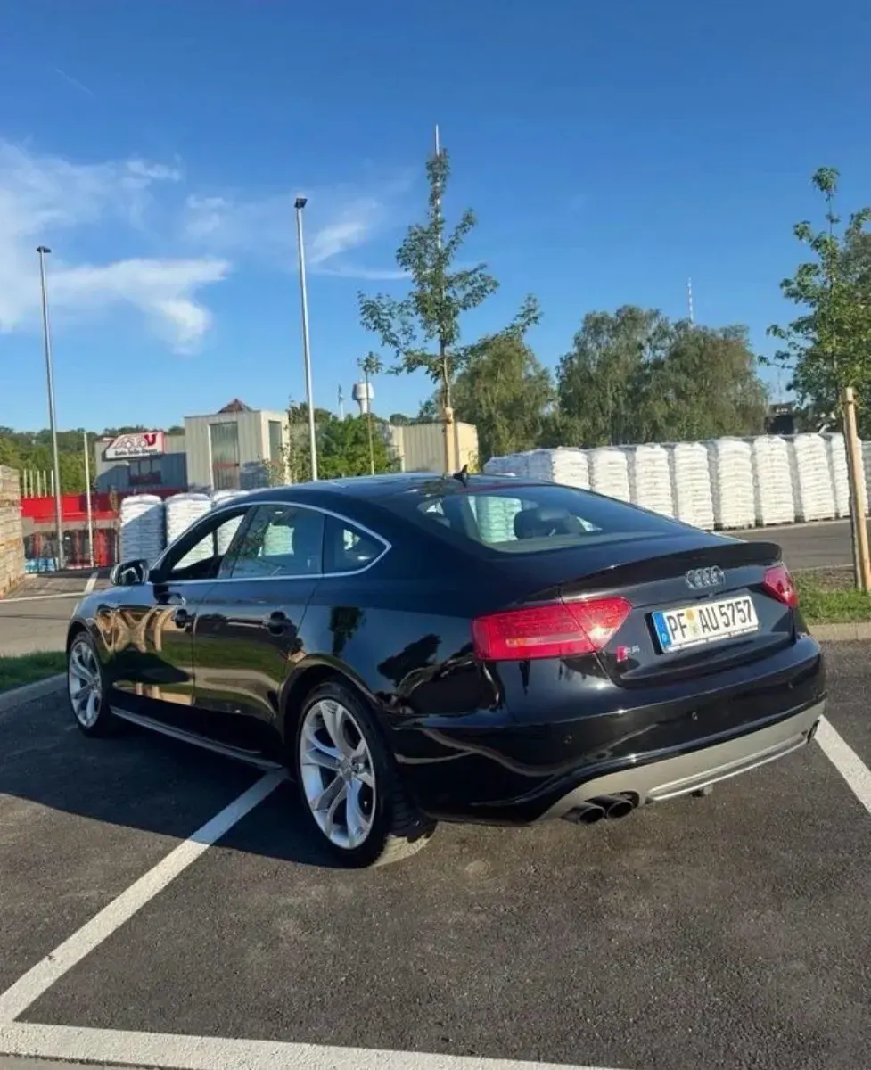 Gebraucht Audi S5 Sportback Advanced 333 PS (244 kW) 2011 Schwarz Kleinwagen
