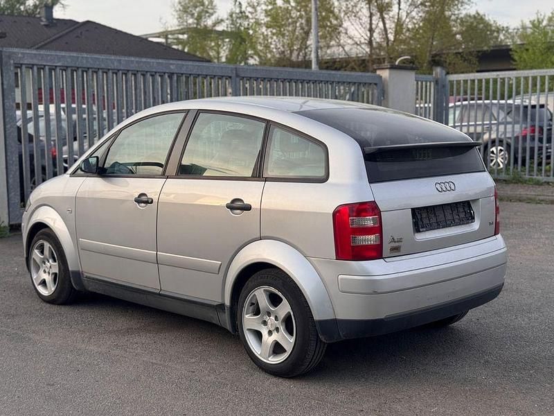 Second-hand Audi A2 75 CP (55 kW) 2001 Argintiu Hatchback
