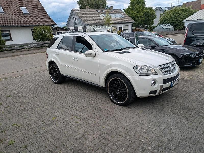 Gebraucht Mercedes ML63 AMG AMG 306 PS (225 kW) 2008 Weiß SUV