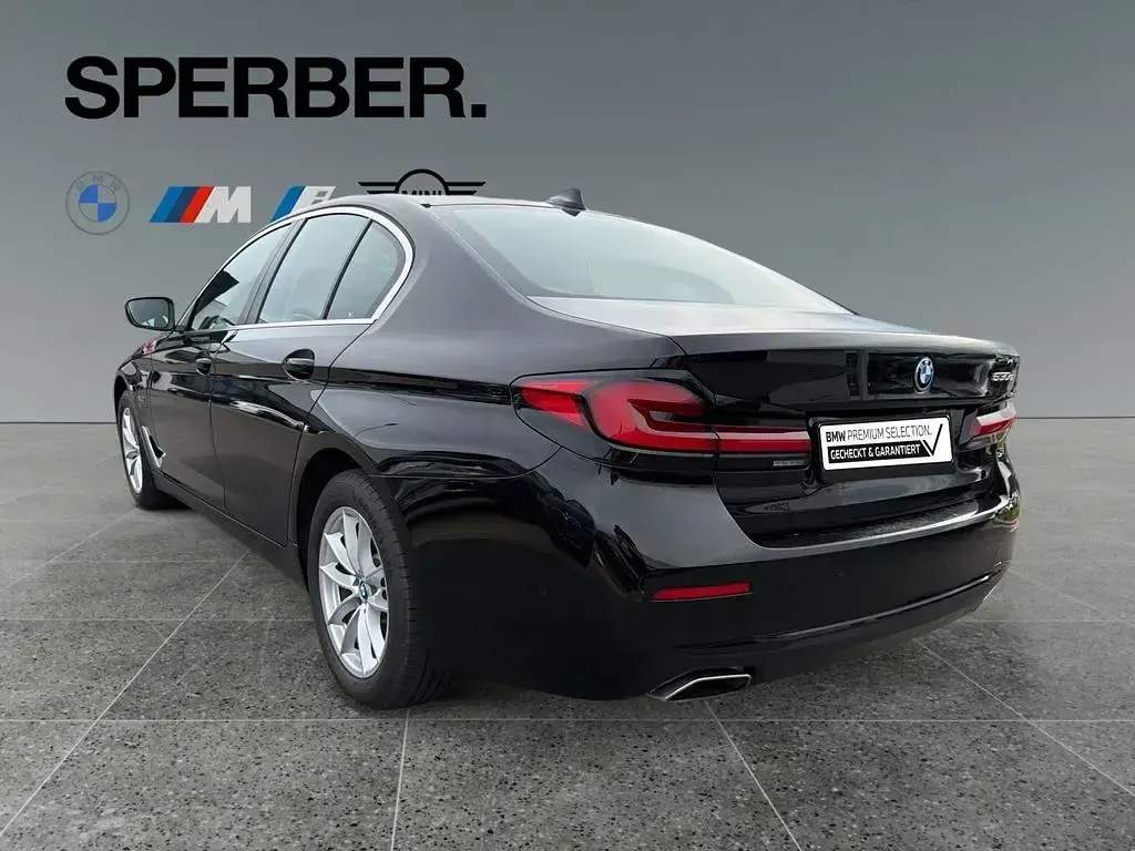 Gebraucht BMW 530e 184 PS (135 kW) 2022 Schwarz Limousine
