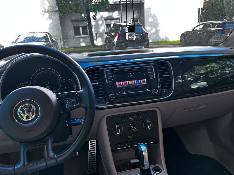 Gebraucht VW Beetle 150 PS (110 kW) 2016 Grau Kleinwagen