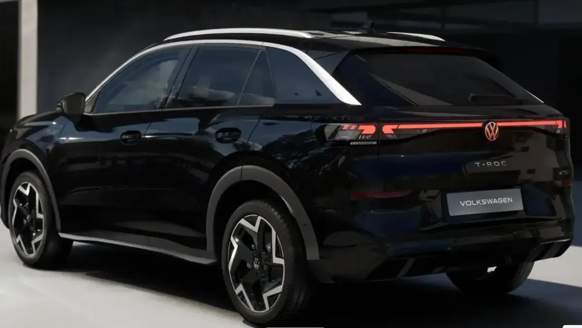 Neu VW T-Roc R-line 150 PS (110 kW) 2026 Grenadilla black meta... SUV