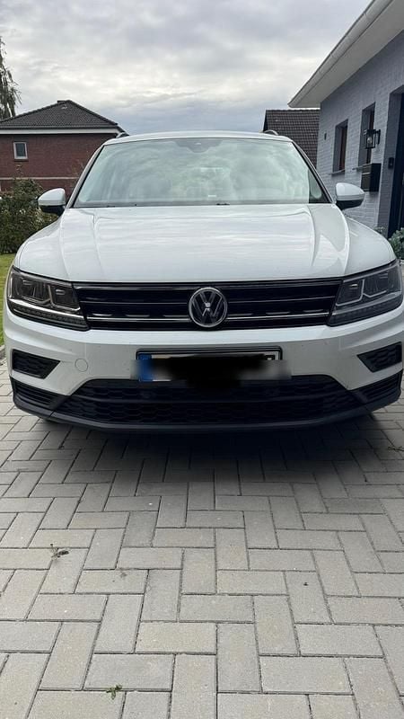 Weiß Gebraucht 2018 VW Tiguan SUV | 14.700 € (Superpreis) - Bild 1/3