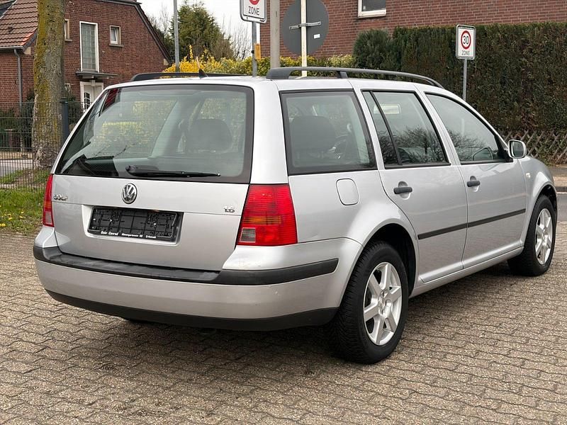 Gebraucht VW Golf IV 102 PS (75 kW) 2002 Silber Kombi