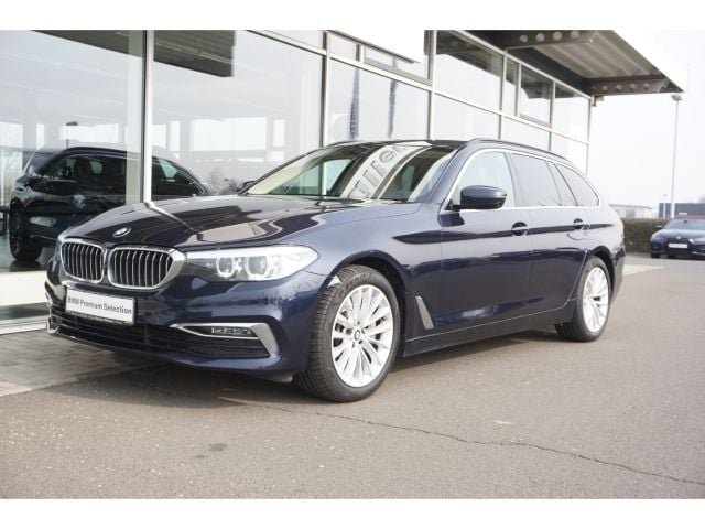 Imperialblau brillanteffekt me Gebraucht 2020 BMW 530 Luxury Line Kombi | 33.750 € (Guter Preis) - Bild 1/4