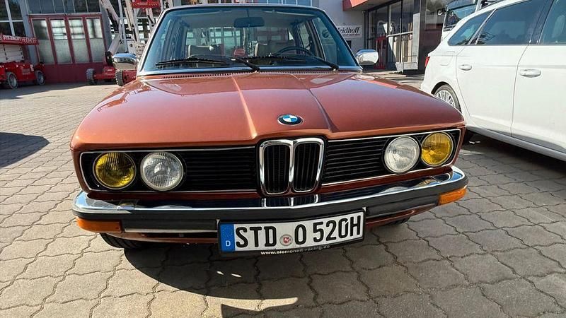 Gebraucht BMW 518 Performance 90 PS (66 kW) 1978 Gold Limousine