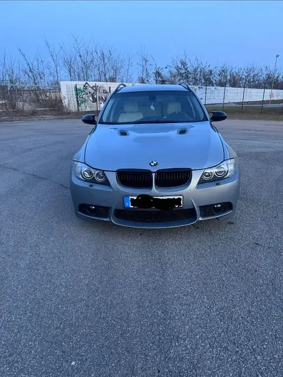 Gebraucht BMW 325 Performance 218 PS (160 kW) 2005 Grau Kombi