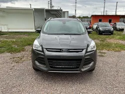 Grau Gebraucht 2015 Ford Kuga Titanium SUV | 6.150 € (Fairer Preis)