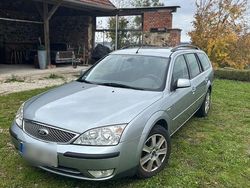 Silber Gebraucht 2004 Ford Mondeo Ghia Kombi | 1.600 € (Fairer Preis)
