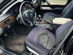 Schwarz Gebraucht 2011 BMW 320 Limousine | 8.000 € (Etwas zu teuer)