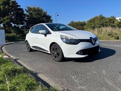 Weiß Gebraucht 2013 Renault Clio IV Limousine | 7.000 € (Fairer Preis)