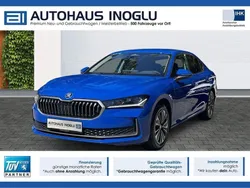 Blau Gebraucht 2024 Skoda Superb Selection Limousine | 36.480 € (Etwas zu teuer)