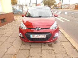 Red passion Gebraucht 2016 Hyundai i10 Passion Kleinwagen | 5.800 € (Fairer Preis)