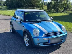 Blau Gebraucht 2005 Mini Cooper Kleinwagen | 4.750 € (Etwas zu teuer)