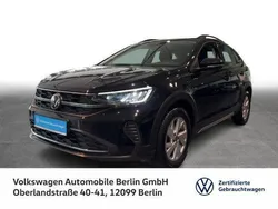 Deep black perleffekt Gebraucht 2024 VW Taigo Life SUV | 18.740 € (Fairer Preis)