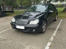 Schwarz Gebraucht 2005 Mercedes C180 Limousine | 4.500 € (Fairer Preis)