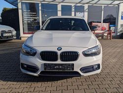 Alpinweiss iii Gebraucht 2017 BMW 118 Sport Line Kleinwagen | 13.950 € (Fairer Preis)