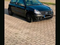 Gebraucht 2003 Renault Clio II Kleinwagen | 799 €