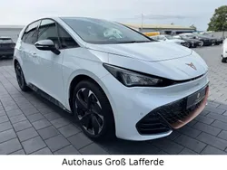 Weiß Gebraucht 2024 Cupra Born Kleinwagen | 31.290 € (Guter Preis)