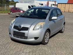 Silber Gebraucht 2006 Toyota Yaris Sol Kleinwagen | 3.000 € (Fairer Preis)