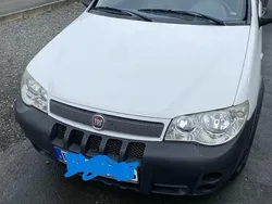 Weiß Gebraucht 2009 Fiat Strada | 8.300 €