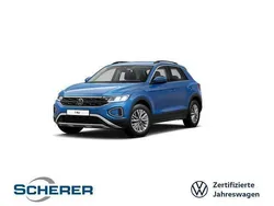 Ravennablau metallic (metallic) Gebraucht 2024 VW T-Roc Life SUV | 23.680 € (Guter Preis)