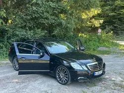 Schwarz Gebraucht 2010 Mercedes E350 Avantgarde Limousine | 10.500 € (Superpreis)