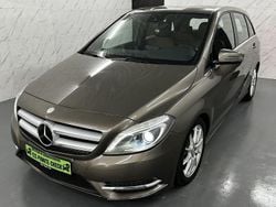 Braun Gebraucht 2013 Mercedes B250 Van / Kleinbus | 13.990 € (Guter Preis)