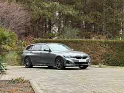 Grau Gebraucht 2022 BMW 330e Sport Line Kombi | 28.890 € (Superpreis)