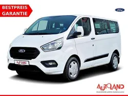 Weiß Gebraucht 2020 Ford Transit Van / Kleinbus | 29.890 €
