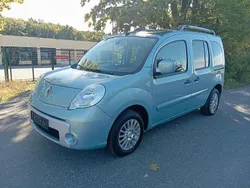 Blau Gebraucht 2010 Renault Kangoo Luxe Van / Kleinbus | 5.499 € (Fairer Preis)