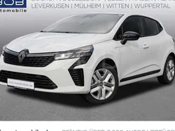 Weiß Neu 2025 Renault Clio V Evolution Limousine | 24.330 € (Fairer Preis)