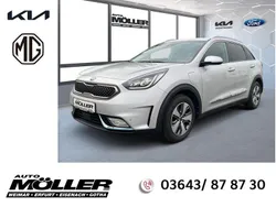 Silber Gebraucht 2017 Kia Niro Spirit SUV | 18.350 € (Etwas zu teuer)