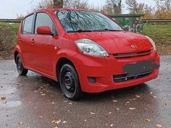 Rot Gebraucht 2008 Daihatsu Sirion Kleinwagen | 1.200 € (Superpreis)