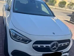 Weiß Gebraucht 2022 Mercedes GLA250 SUV | 31.000 € (Superpreis)