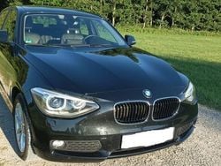 Schwarz Gebraucht 2015 BMW 118 Advantage Kleinwagen | 9.444 € (Fairer Preis)