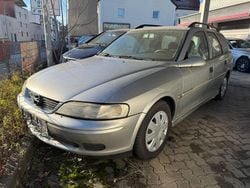 Silber Gebraucht 1999 Opel Vectra Comfort Limousine | 899 € (Fairer Preis)