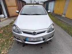 Silber Gebraucht 2009 Opel Tigra Cabrio | 4.190 € (Etwas zu teuer)