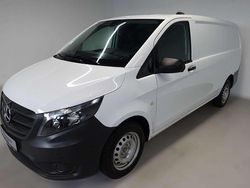 Arktikweiss Gebraucht 2021 Mercedes Vito Van / Kleinbus | 21.990 € (Guter Preis)