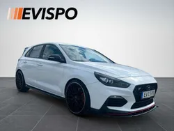 Polar white / sol Gebraucht 2019 Hyundai i30 N Performance Coupé | 18.480 € (Fairer Preis)