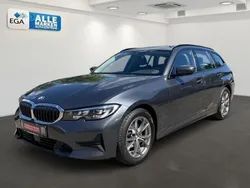 Grau Gebraucht 2022 BMW 320 Sport Line Kombi | 31.349 € (Guter Preis)